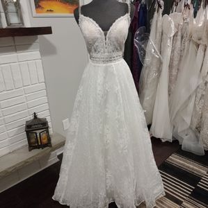 Ella Rosa BE505 Ivory 22 BoHo Lace Wedding Dress